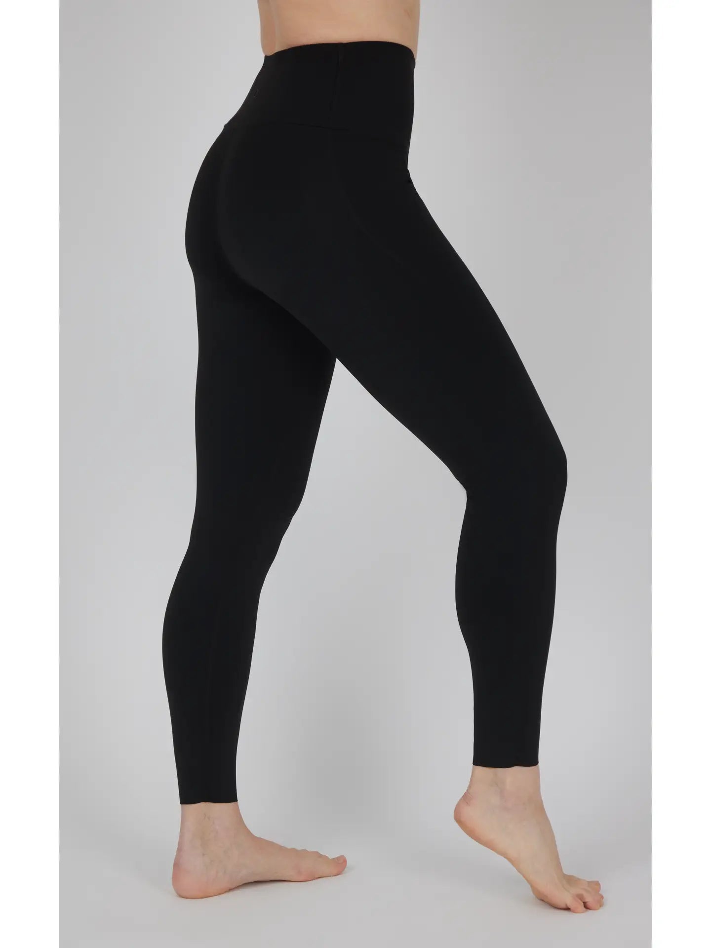 Bootyful - Uplift Contour Ankle Leggings