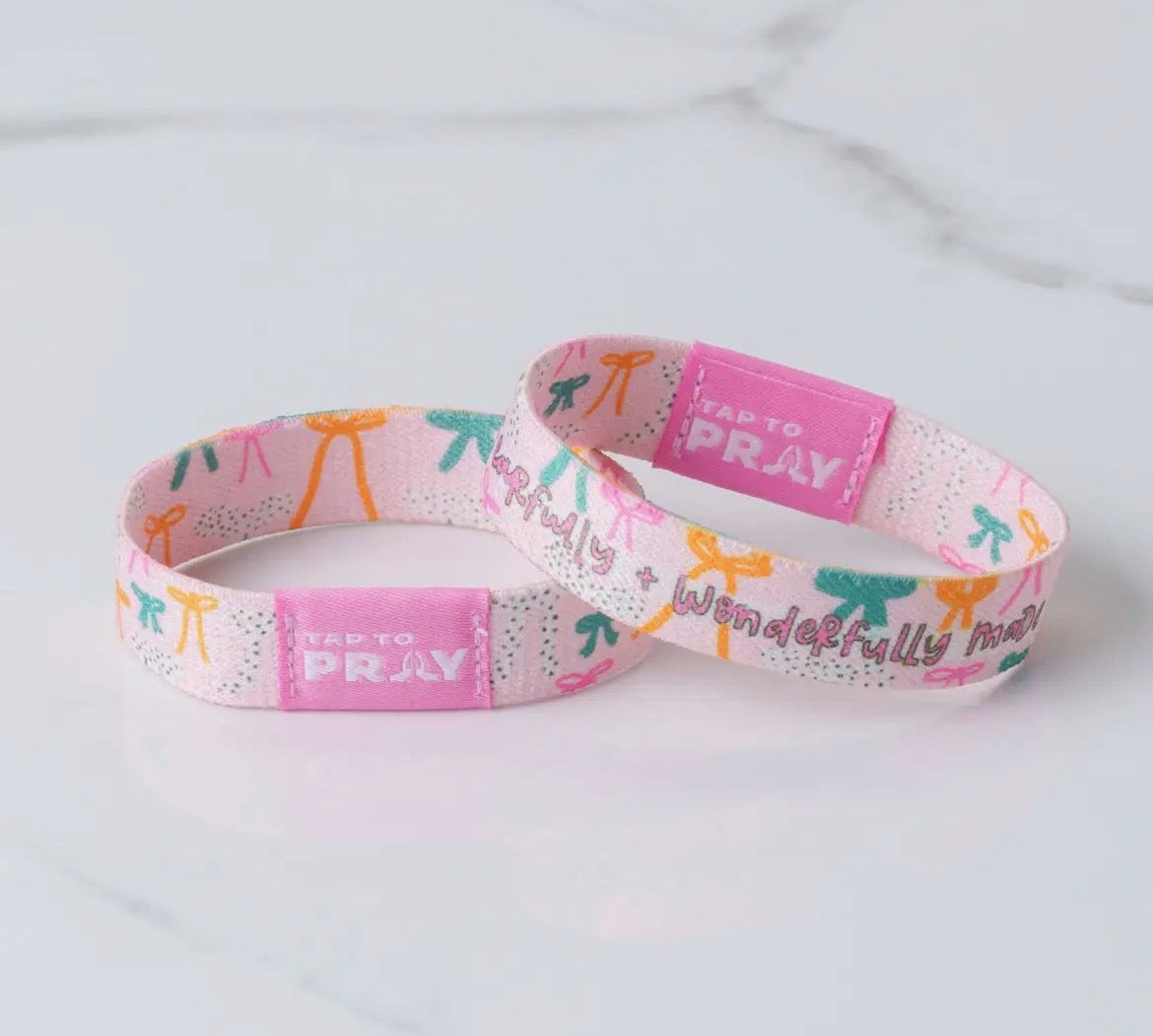 Tap to Pray- Pink Bows