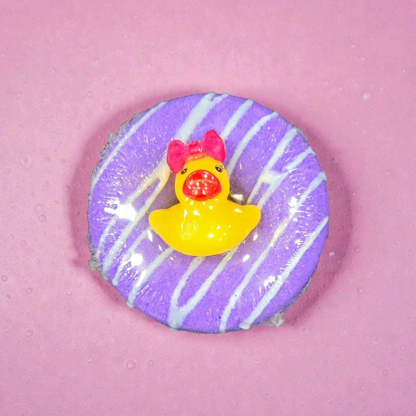 "Spirit Splash" Cheer Duck Donut Bath Bomb