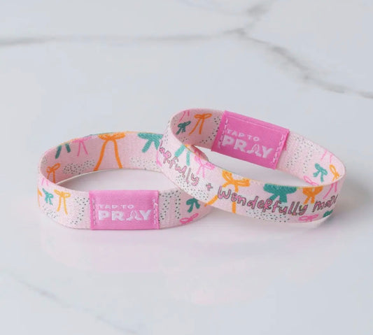 Tap to Pray- Pink Bows